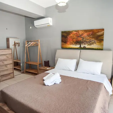Gravanis Ir Villa Pesádha