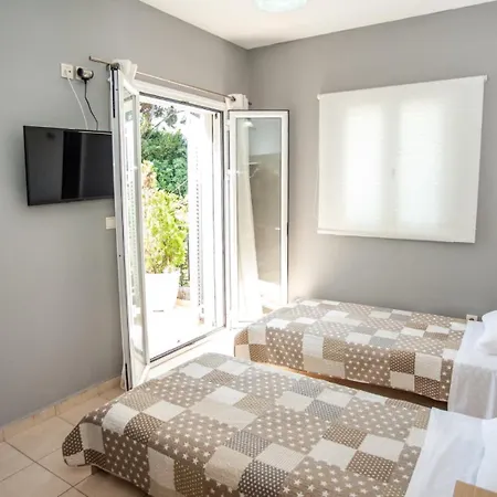 Gravanis Ir * Pesadha