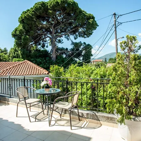 Gravanis Ir Villa Pesadha